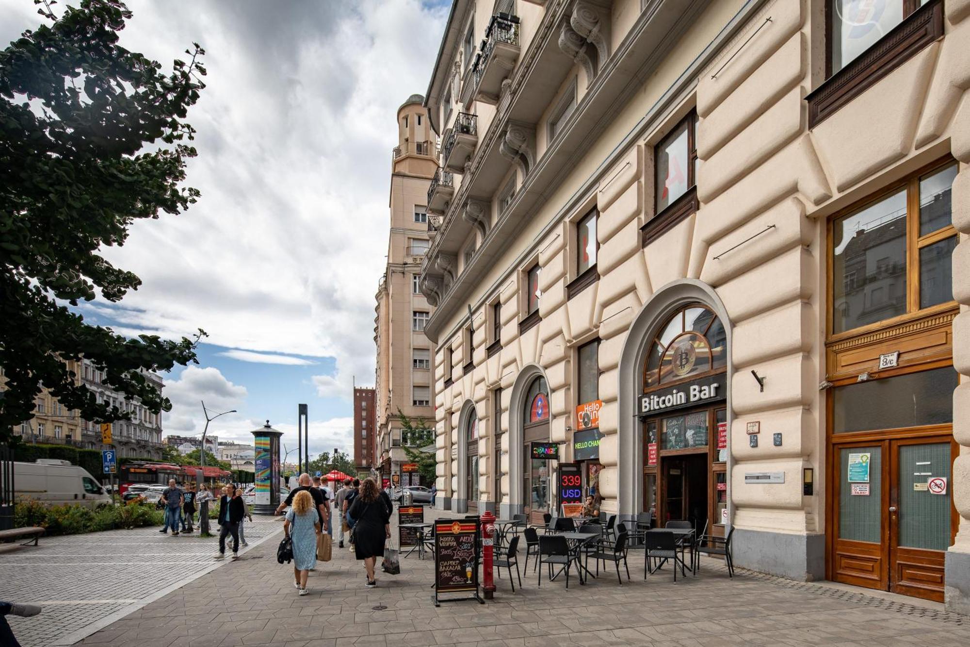 Ultra Central Luxury Budapest Exterior foto