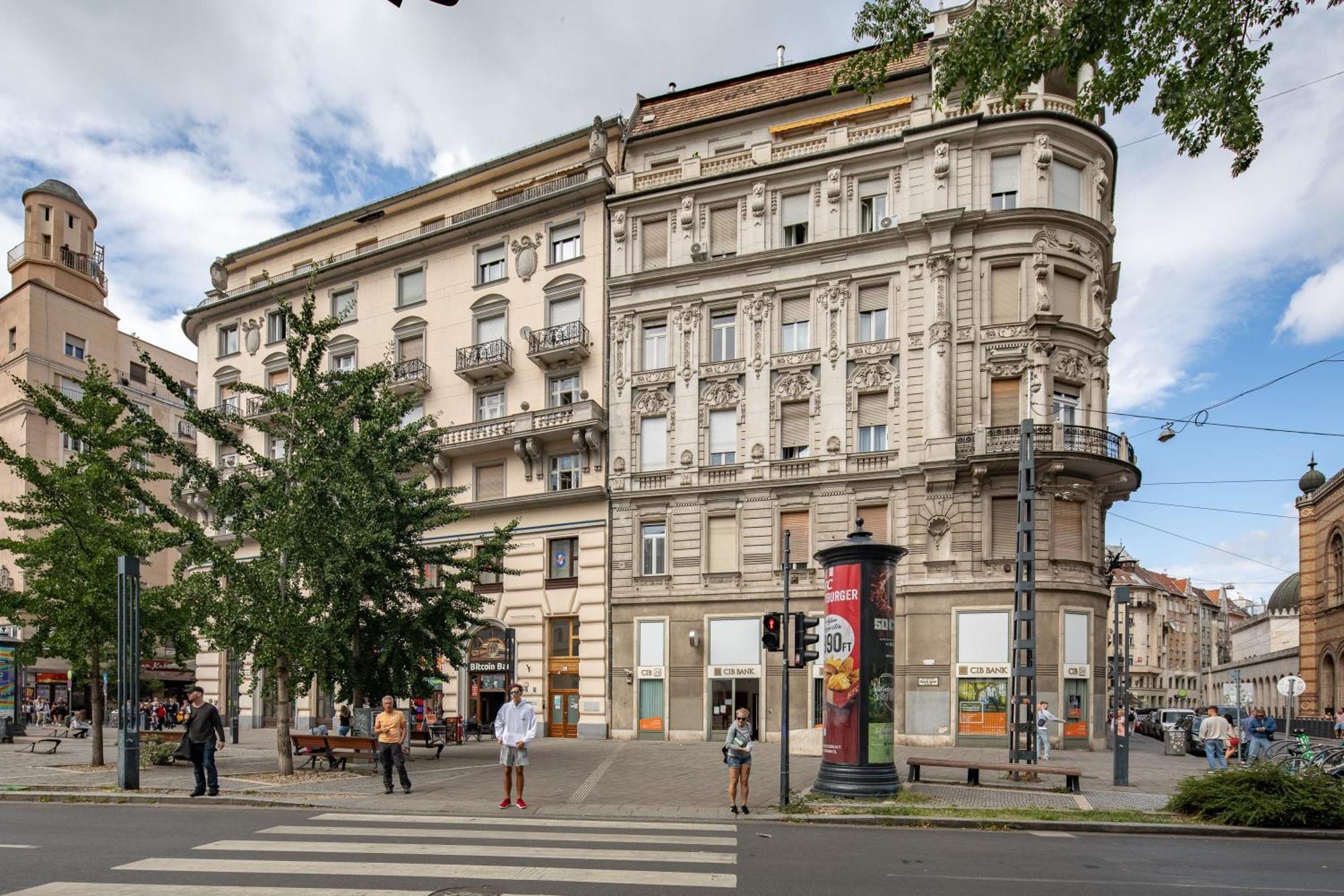 Ultra Central Luxury Budapest Exterior foto